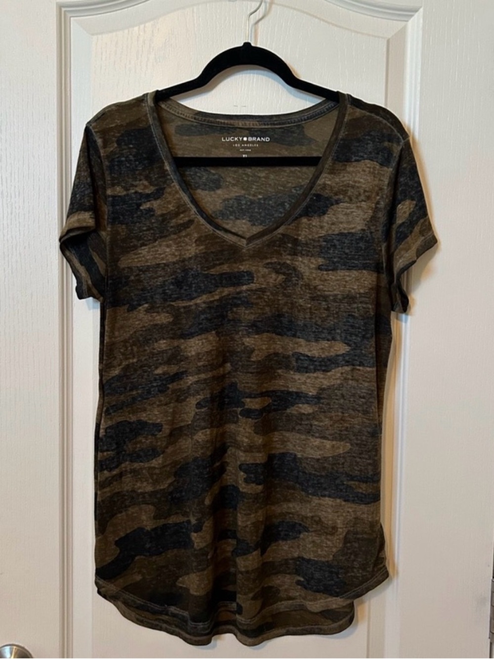 Lucky Brand Olive and Gray Camo V-Neck Short Sleeve Tee - Picture 2 of 3